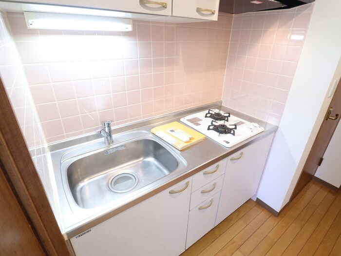 キッチン クレアシオン六本木(706)