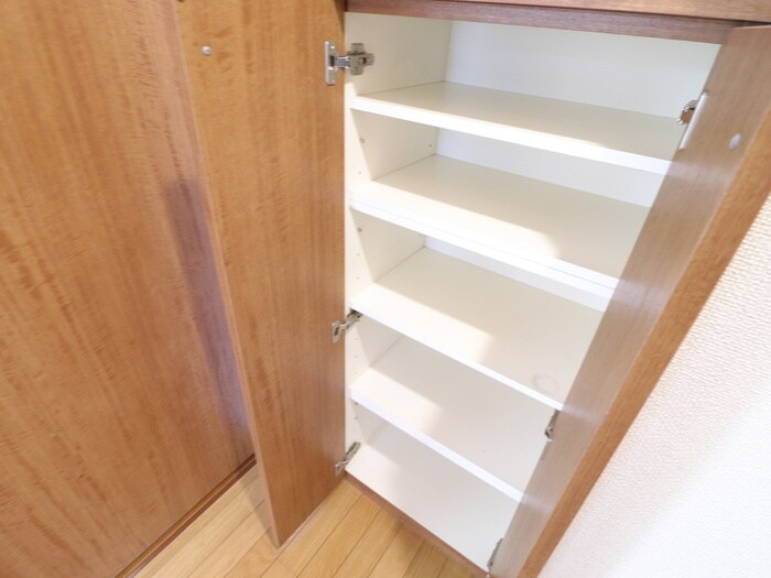 靴箱 クレアシオン六本木(706)