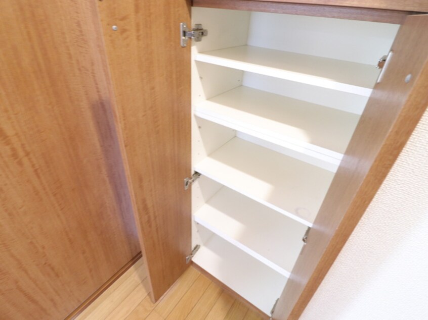 靴箱 クレアシオン六本木(706)