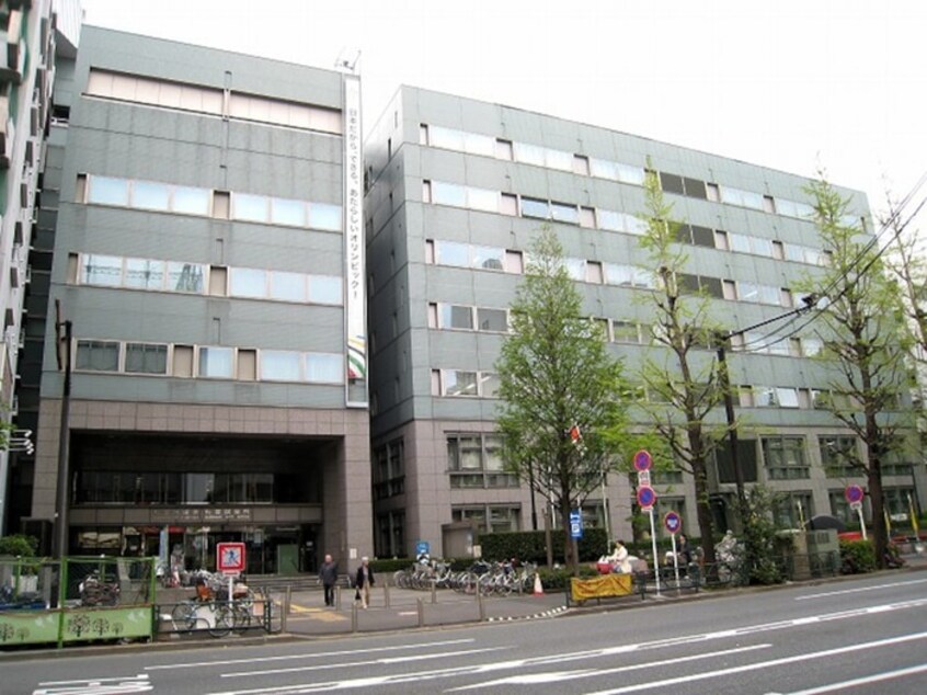杉並区役所(役所)まで1554m ビバリーホームズ阿佐谷北