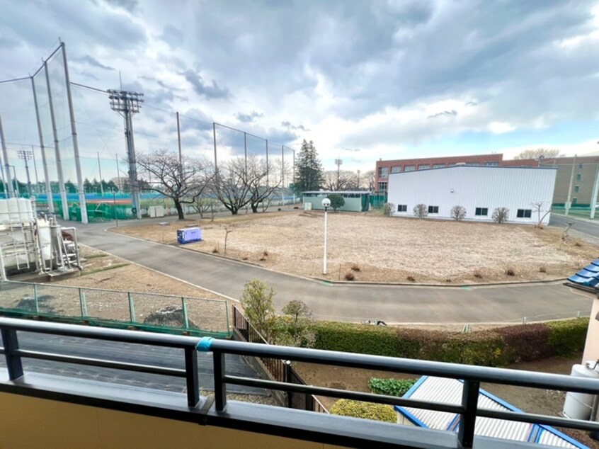 室内からの展望 ロイヤルエステート山田