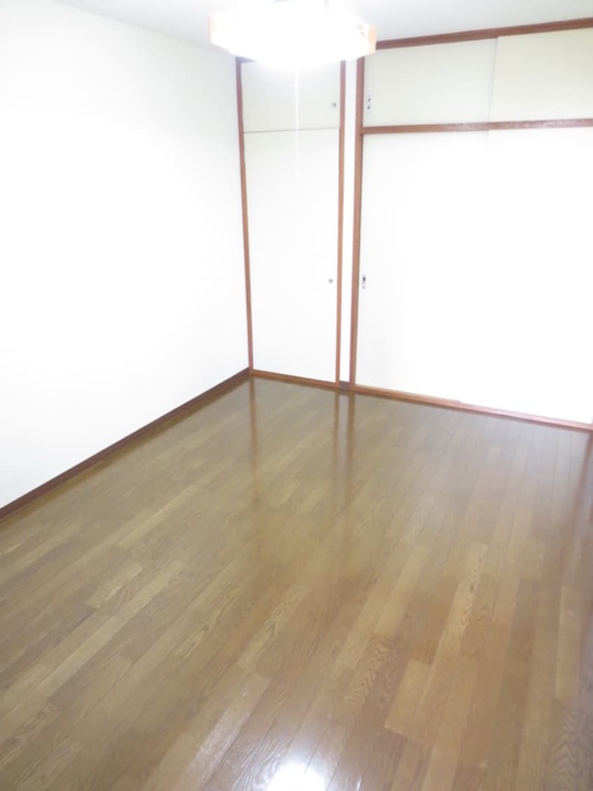 居室 リバ－サイド西八王子