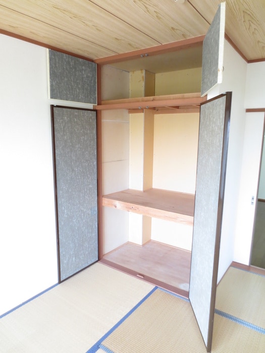 収納 リバ－サイド西八王子