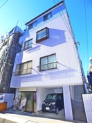 小丸ビルの外観