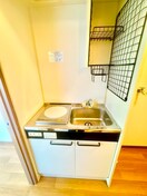 キッチン グランド－ル　ユリ