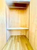 収納 グランド－ル　ユリ