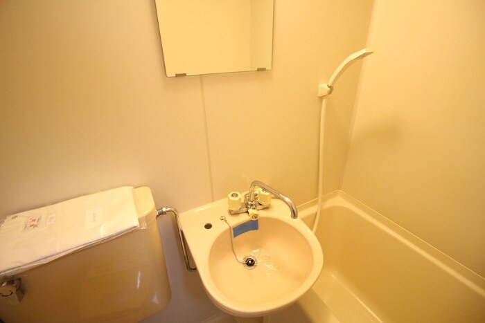 洗面 グランド－ル　ユリ