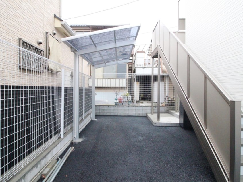 駐輪場 アベニュー金明