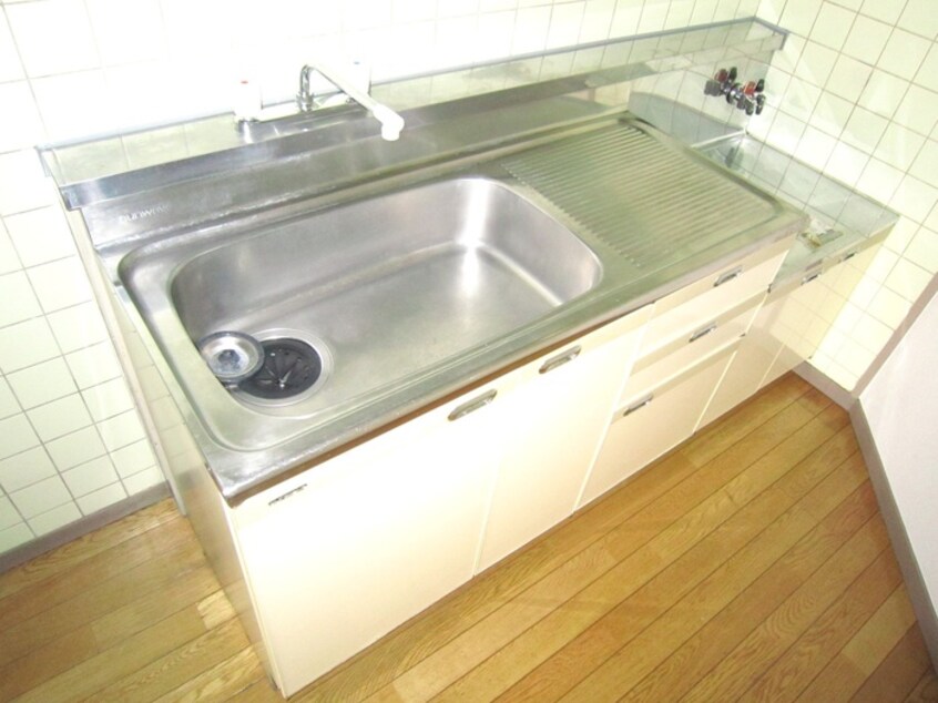 キッチン パ－ルモア新井堂