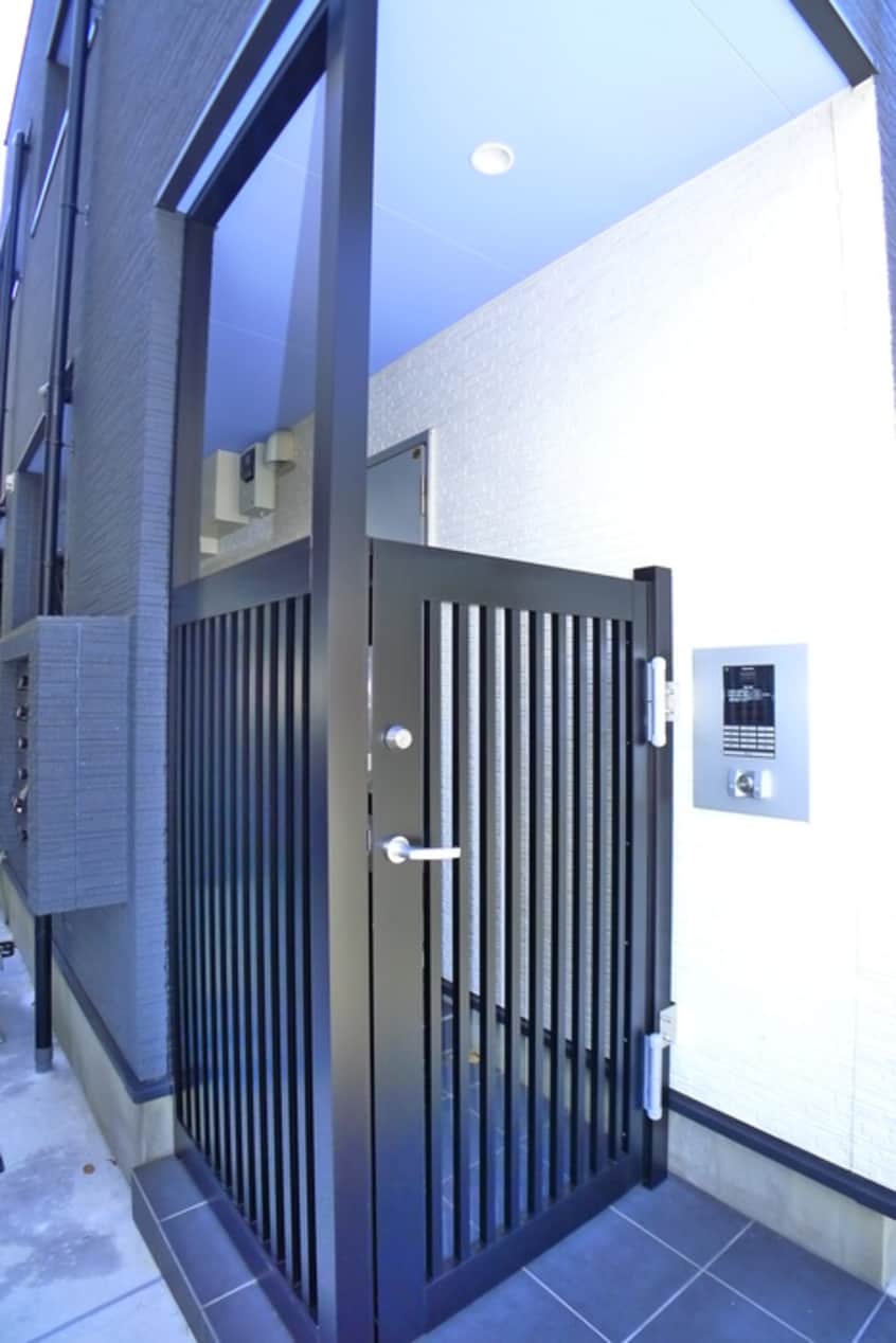 エントランス部分 Lien