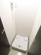 洗濯機置場 Ｃａｌｍ平井