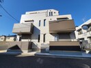 ＷＨＩＴＥ　ＰＡＬＡＣＥの外観