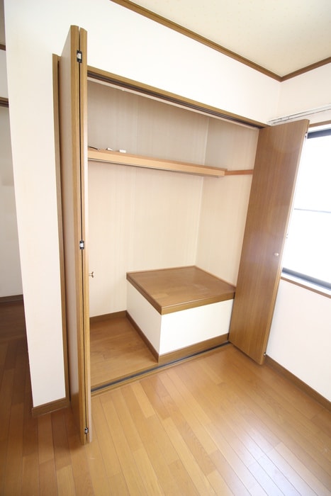 収納 川口市南町テラスハウス