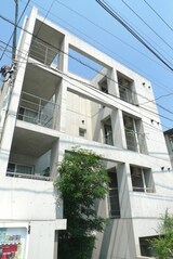 フェスティナレンテ