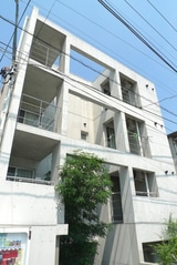 フェスティナレンテ