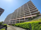 ﾌﾟﾗﾝｳﾞｪｰﾙ横須賀汐入Ⅲ号棟(811)の外観