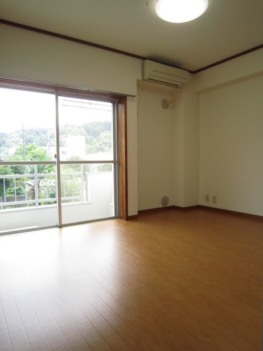 居室 紅楓マンション