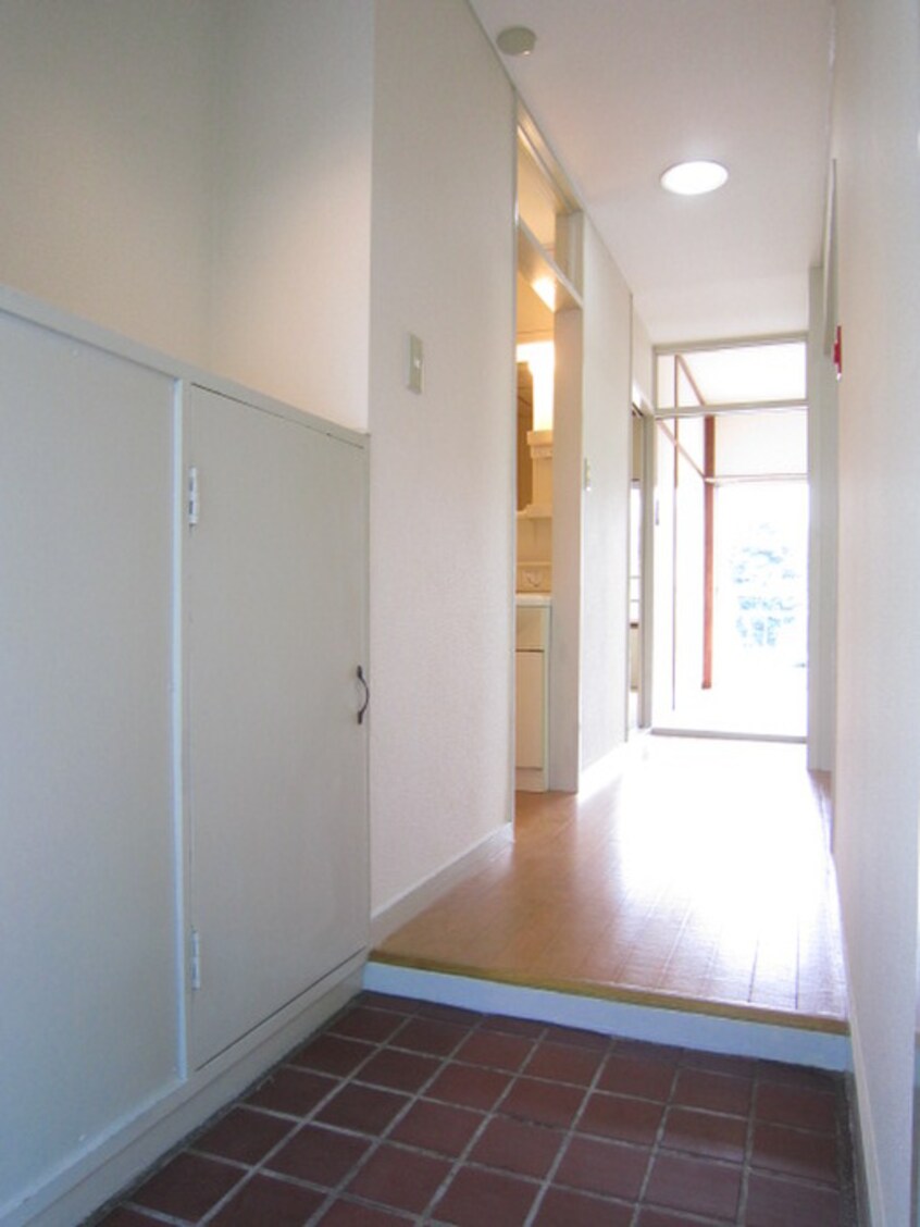 玄関 紅楓マンション