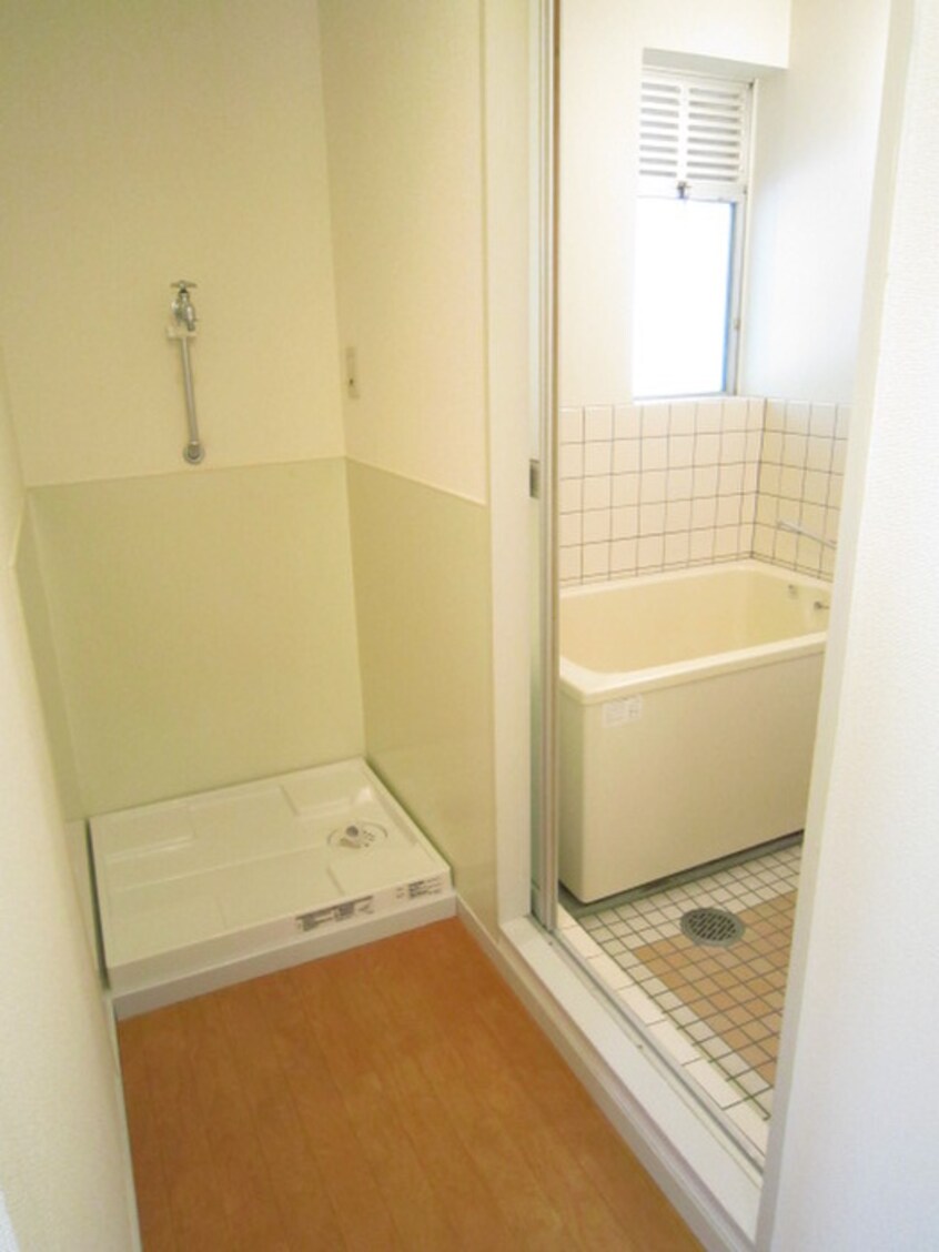 洗濯機置場 紅楓マンション