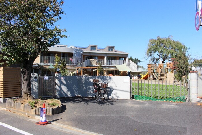 松葉保育園(幼稚園/保育園)まで240m 紅楓マンション