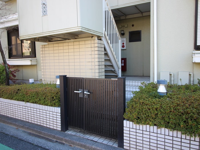 エントランス部分 リヴレーヌアン