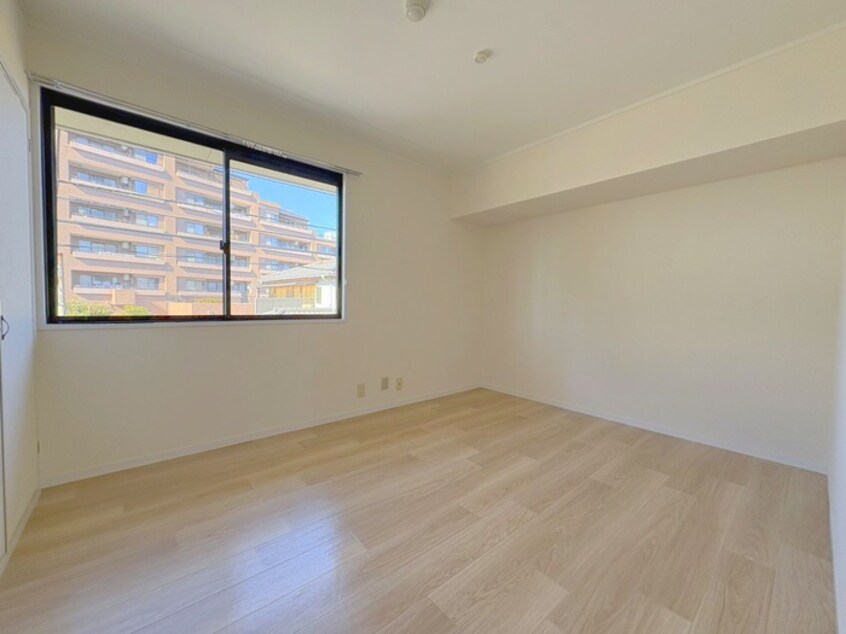 居室 リヴレーヌアン