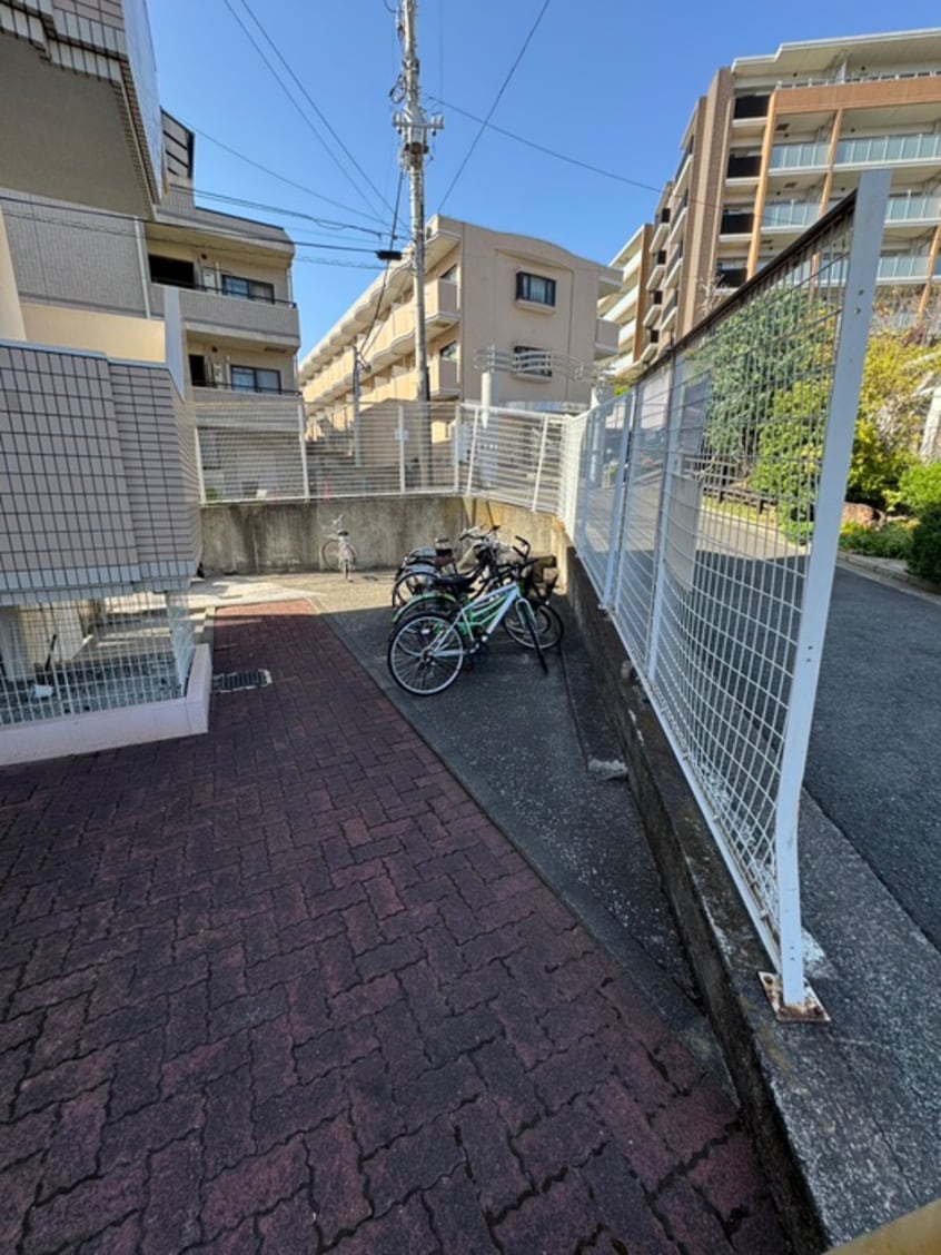 駐輪場 ﾗ･ﾊﾟﾙﾌｪ･ﾄﾞ･ｼｬﾃｰﾆｭNo2(306)