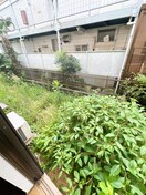 室内からの展望 百草園ヴィレッジ