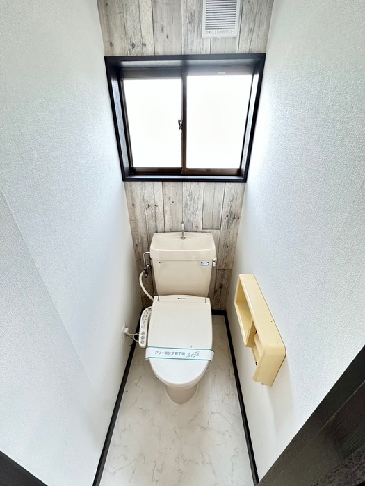 トイレ ジュネス生田