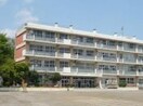 第6小学校(小学校)まで143m 諏訪原マンション