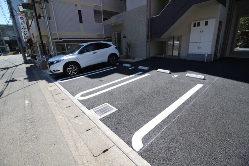 駐車場 フェイバ－ＪＯＸＩ