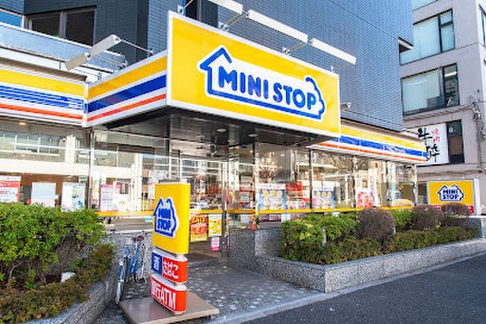 ミニストップ(コンビニ)まで278m コートハウス阿佐ヶ谷