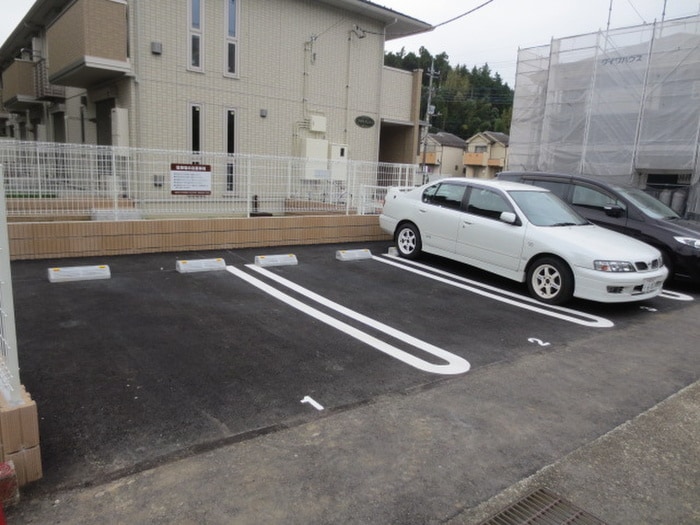 駐車場 ブリリアントⅠ