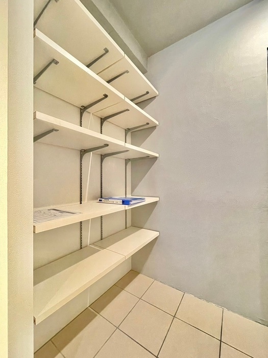 靴箱 Luna Crescente Kawasaki