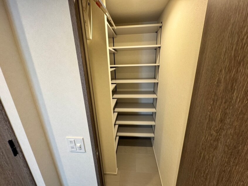 靴箱 ザ・ライオンズフォーシア外神田