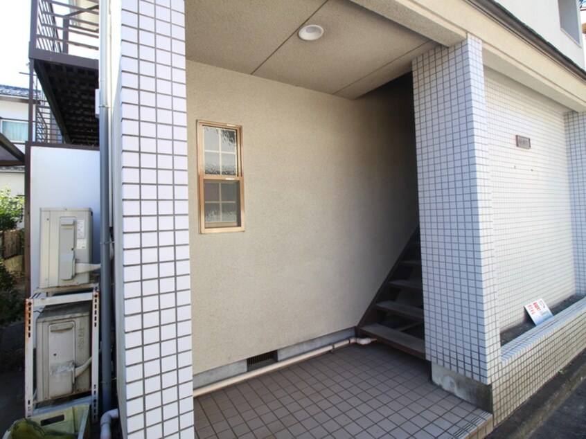 エントランス部分 ボナール三番館