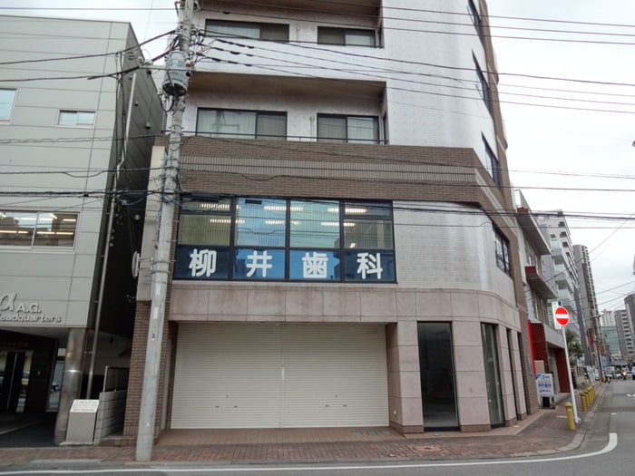 歯医者(病院)まで40m リブリ・エレメント