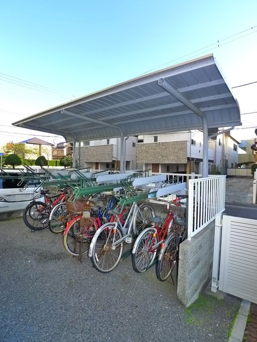 駐輪場 グランピア舞浜