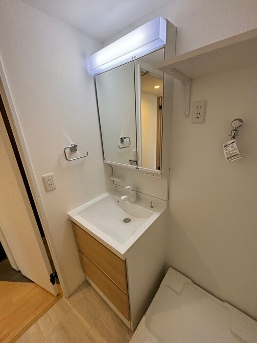 洗面 GRAN PASEO 西新宿