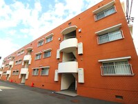 高山マンション