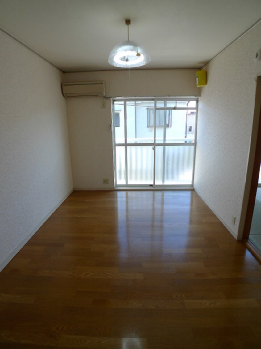 室内からの展望 エステ－トピア島村Ⅰ
