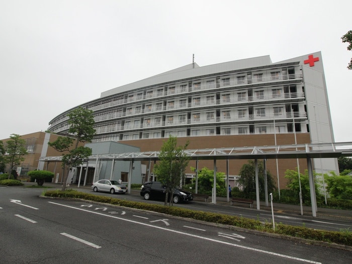 秦野赤十字病院(病院)まで700m 尾尻戸建