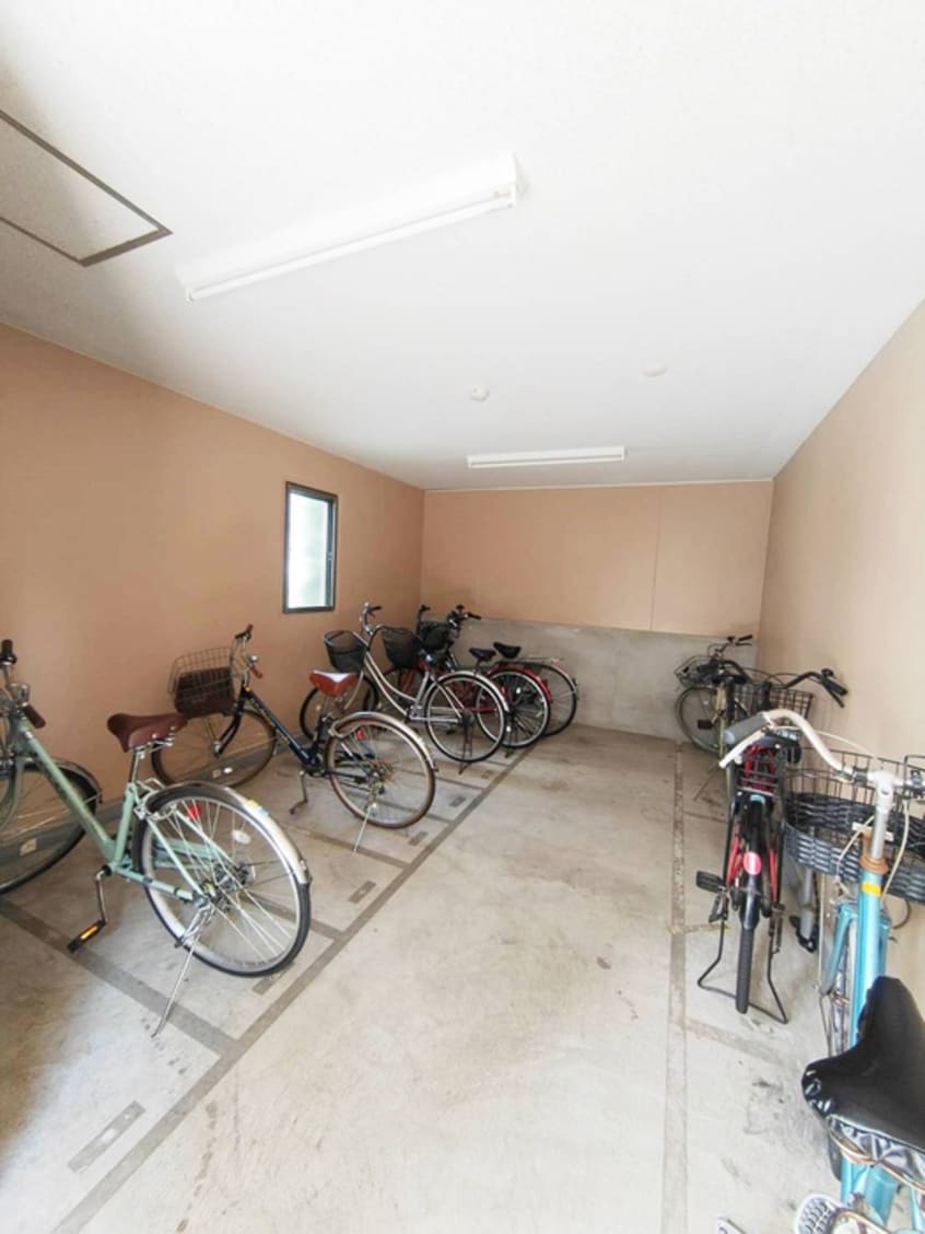 駐輪場 ラ・ルミエール