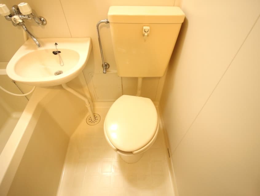 トイレ 蓬莱館