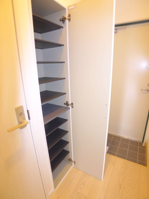 靴箱 Regulus本大久保