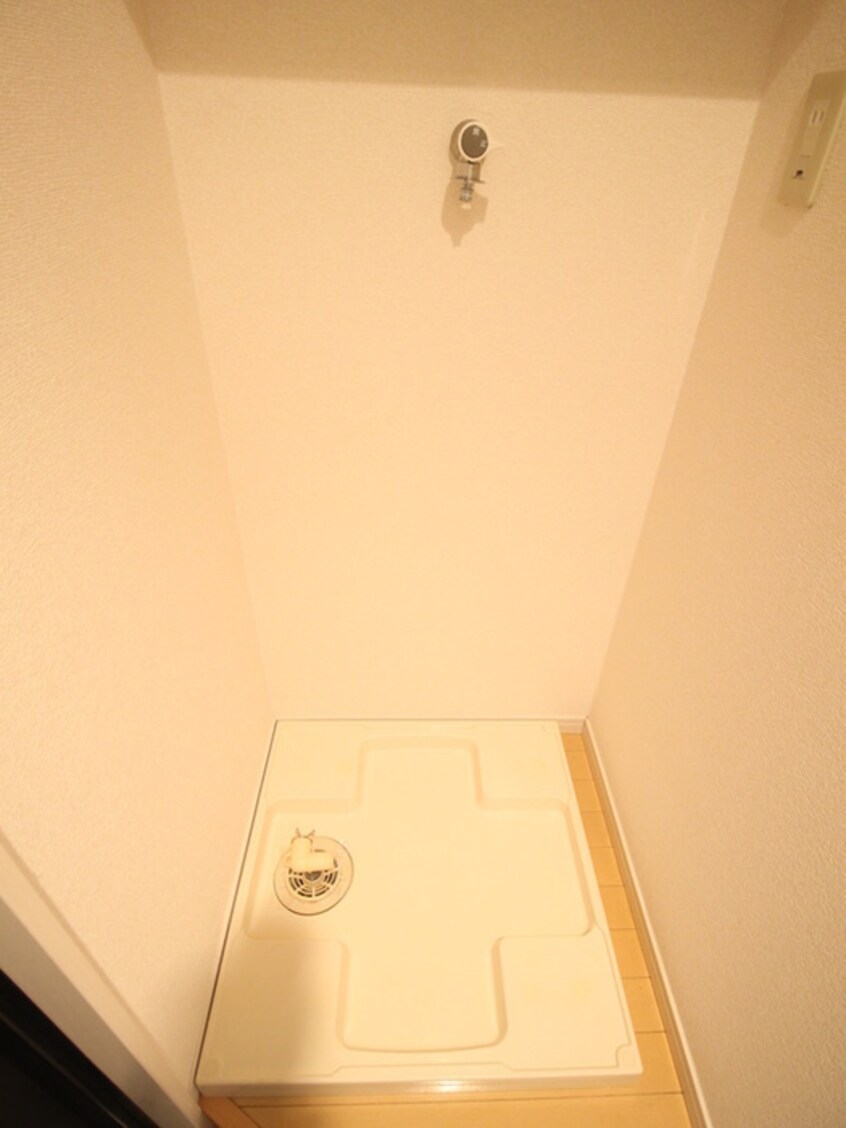 洗濯機置場 リトルズ要町