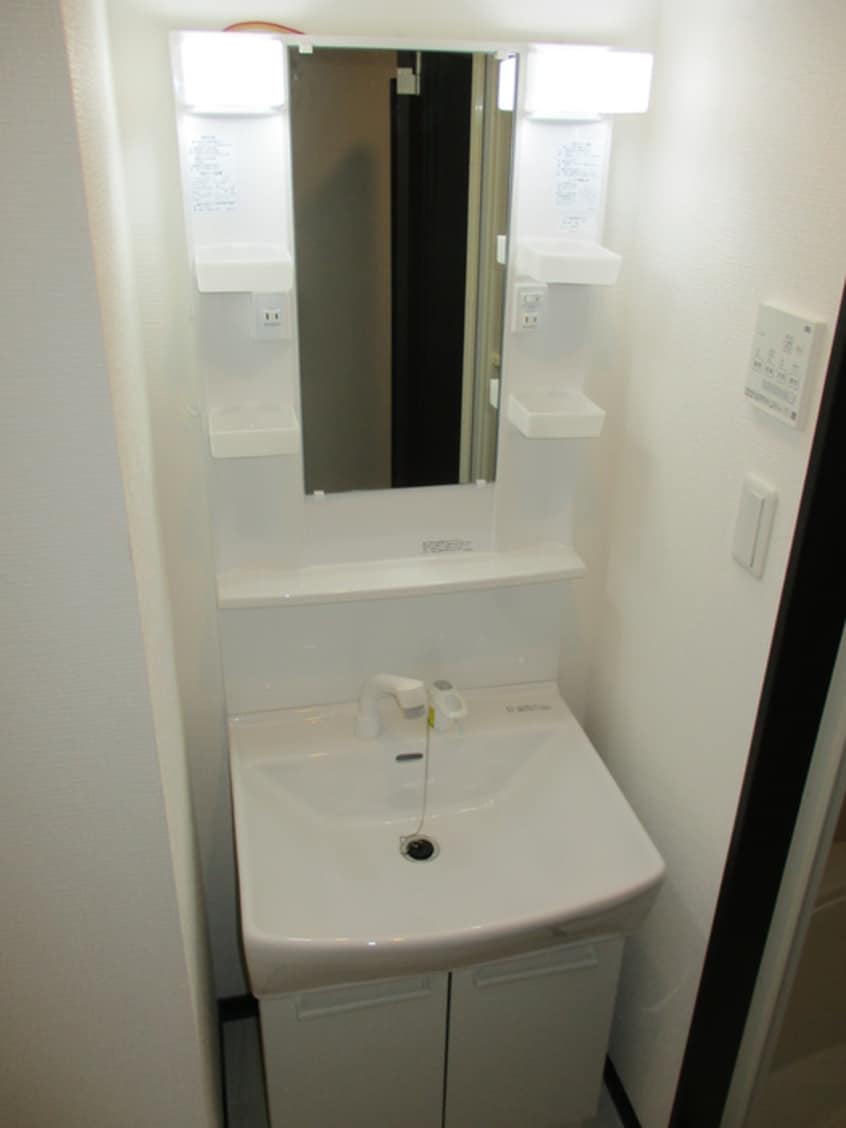 洗面 Ｅｍｉｇｒａｎｔ