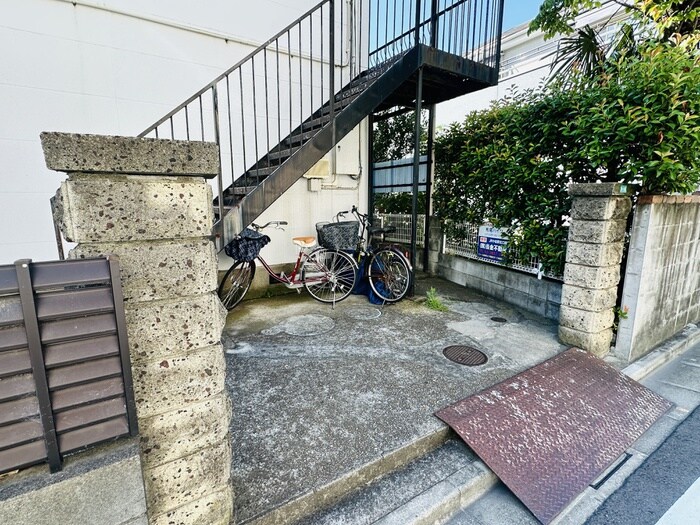 エントランス部分 馬場ハイツ