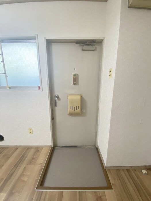 玄関 馬場ハイツ