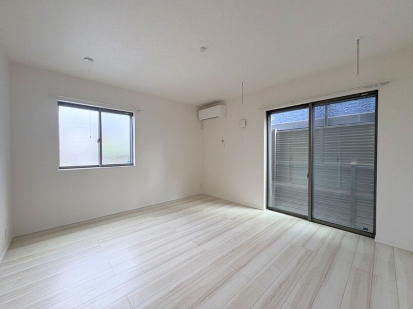 居室 ナリトモ仁戸名B